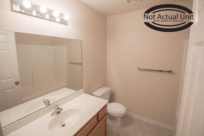 Building Photo - 1881 Harmony St