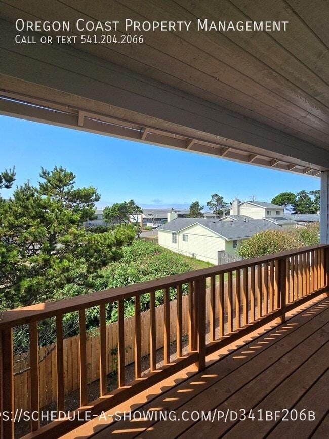 Building Photo - 2123 NW Jetty Ave