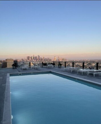 Building Photo - 3810 Wilshire Blvd