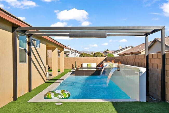 Building Photo - 47450 Manteca Ct