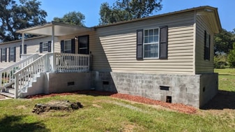 Building Photo - 1512 Zenda St