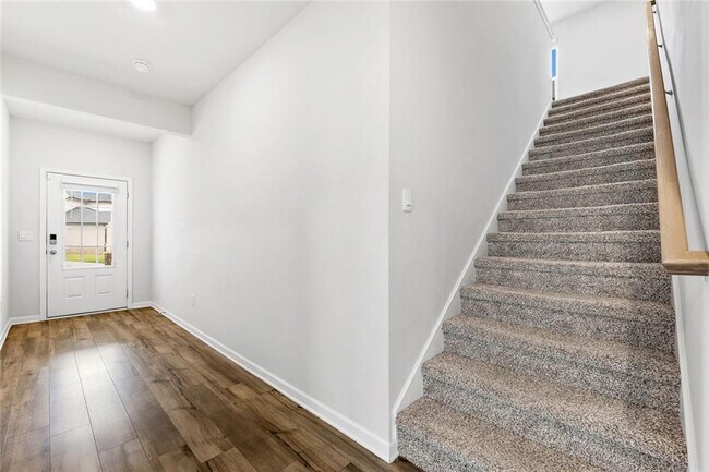 Building Photo - 5021 Silver Canoe Wy