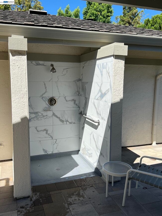 Building Photo - 2005 Rancho Verde Cir W