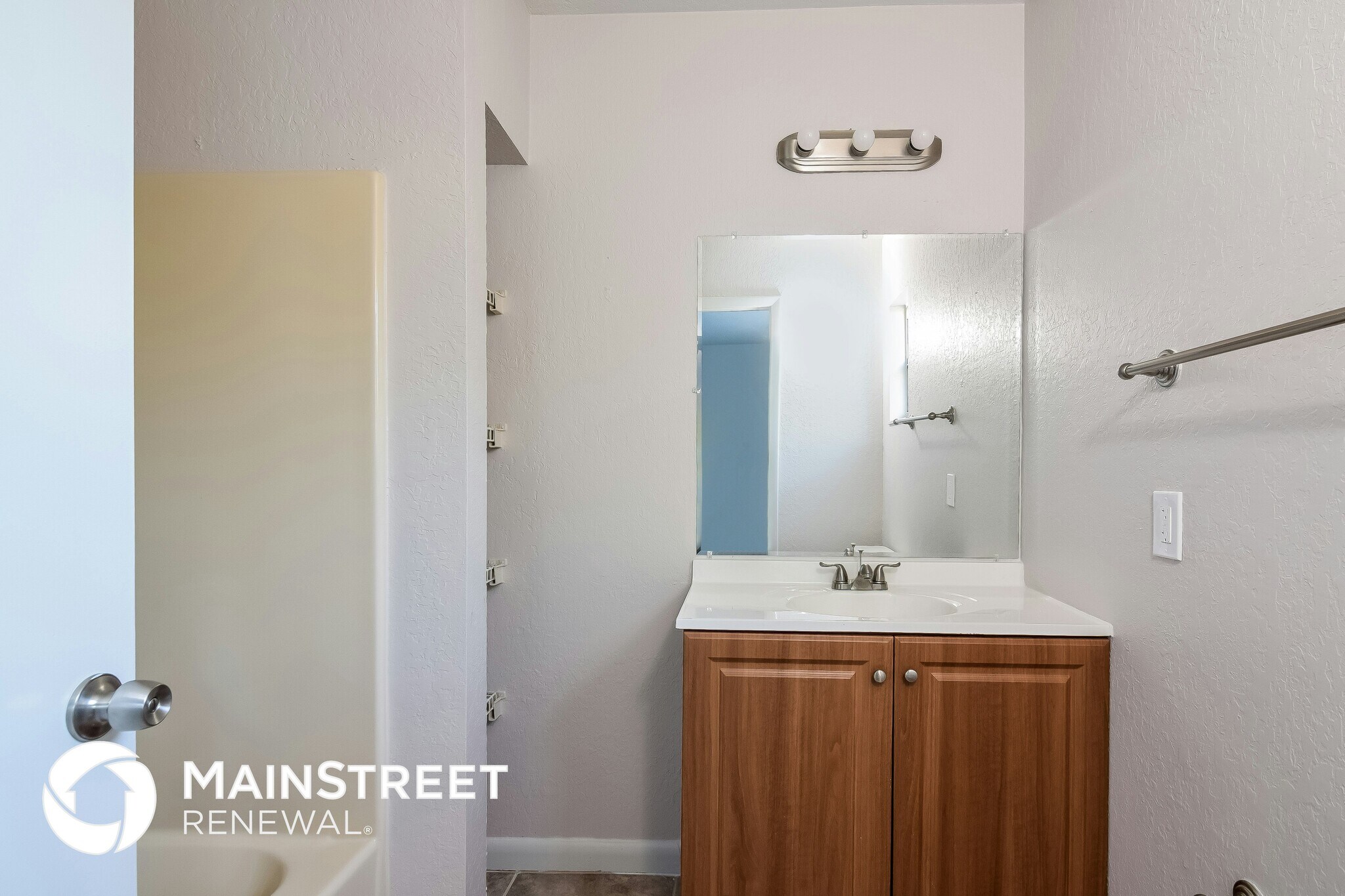 Building Photo - 3610 W Leila Ave