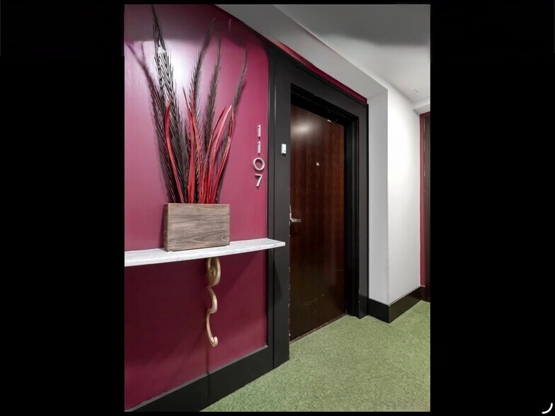 Building Photo - 314 N Broadway