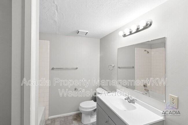 Building Photo - 2360 N 250 W