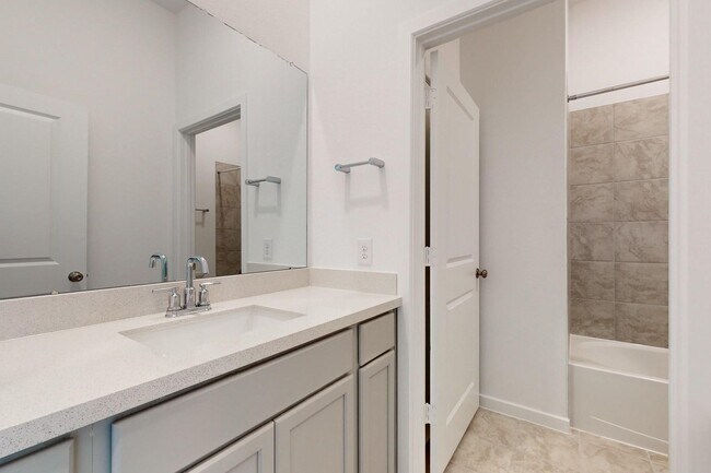 Building Photo - 21622 Laggan Clf Ln
