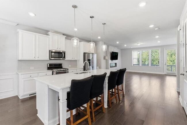 Building Photo - 2565 Cherry Birch Ln