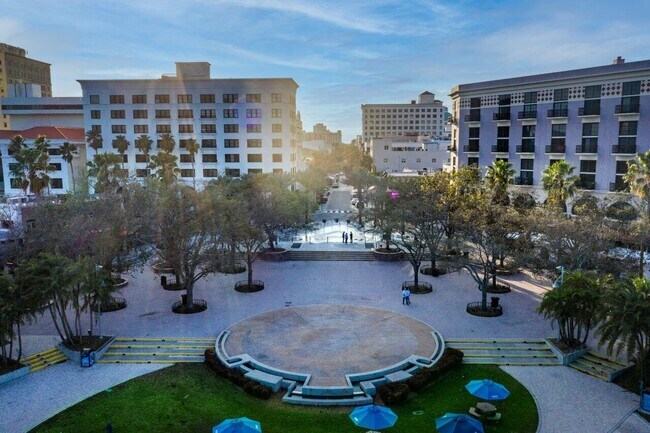 Building Photo - 651 Okeechobee Blvd