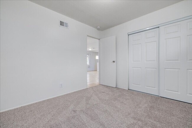 Building Photo - 3 Bed / 2 Bath Home with Two-Car Garage, Laundry and a Storage Shed/Work Space