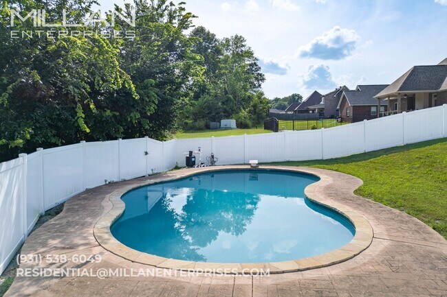 Building Photo - Charming All-Brick Home with In-Ground Poo...