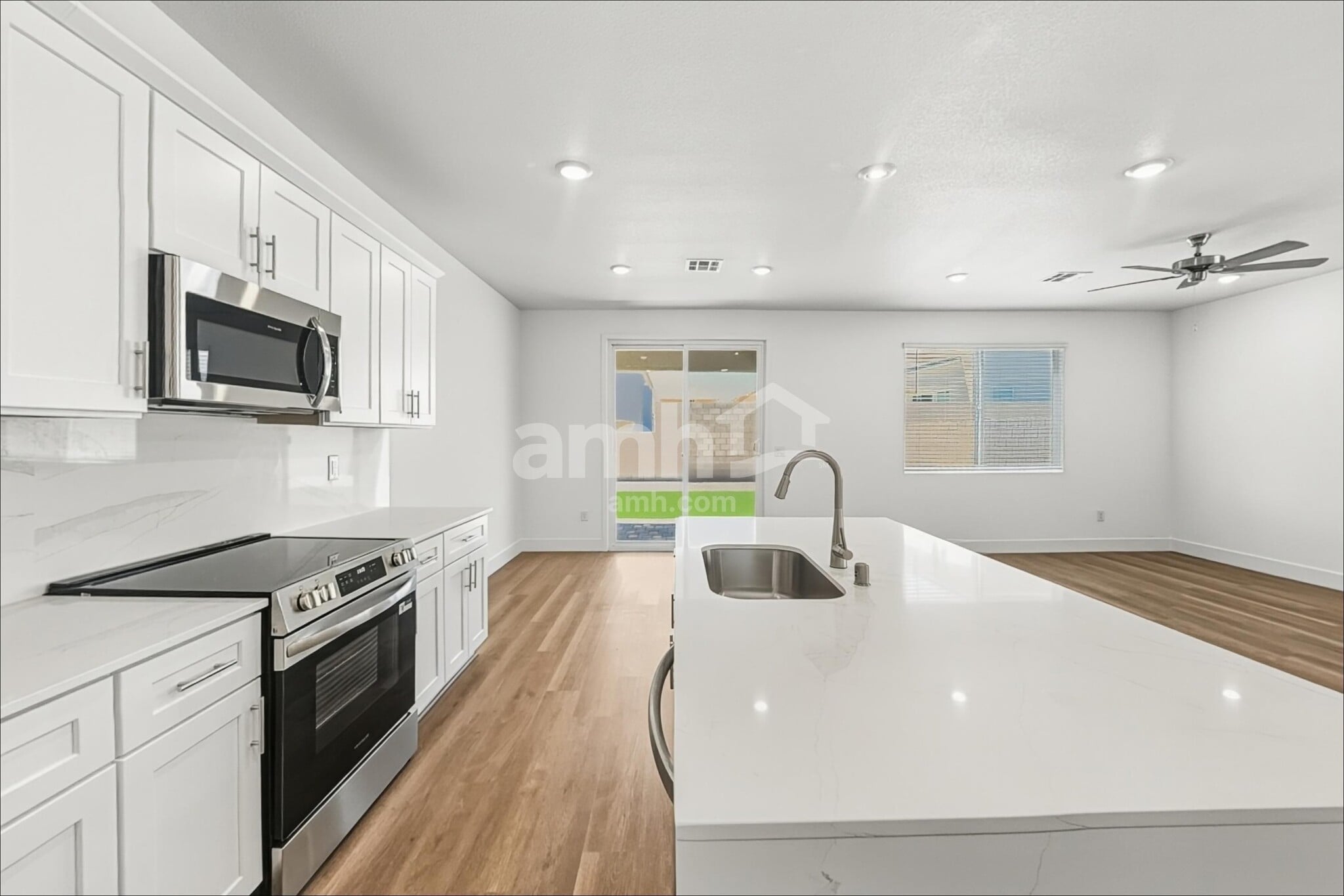 Building Photo - 9482 Aldersyde Dr
