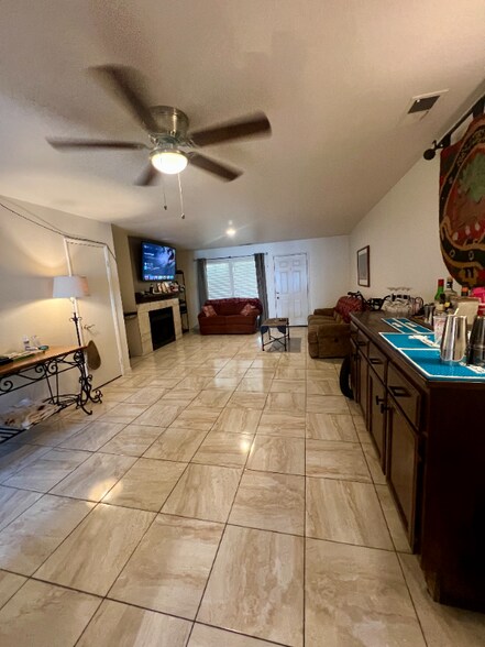 Building Photo - 5941 Main Ave