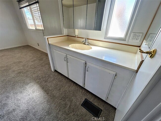 Building Photo - 28205 El Toro Rd