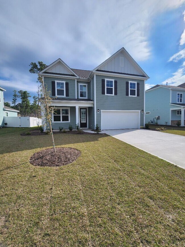 Building Photo - 4044 Dewberry Ln
