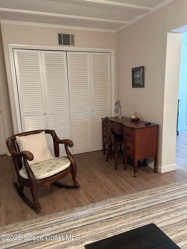 Building Photo - 1213 Banana River Dr
