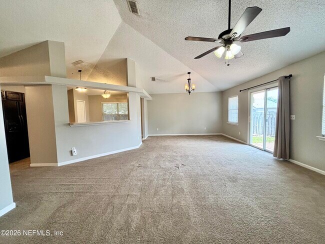 Building Photo - 8467 Charlesgate Cir E