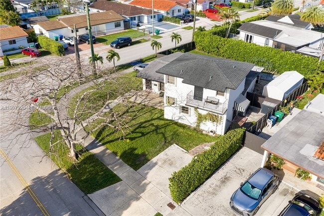 Building Photo - 2801 SW 106th Ave