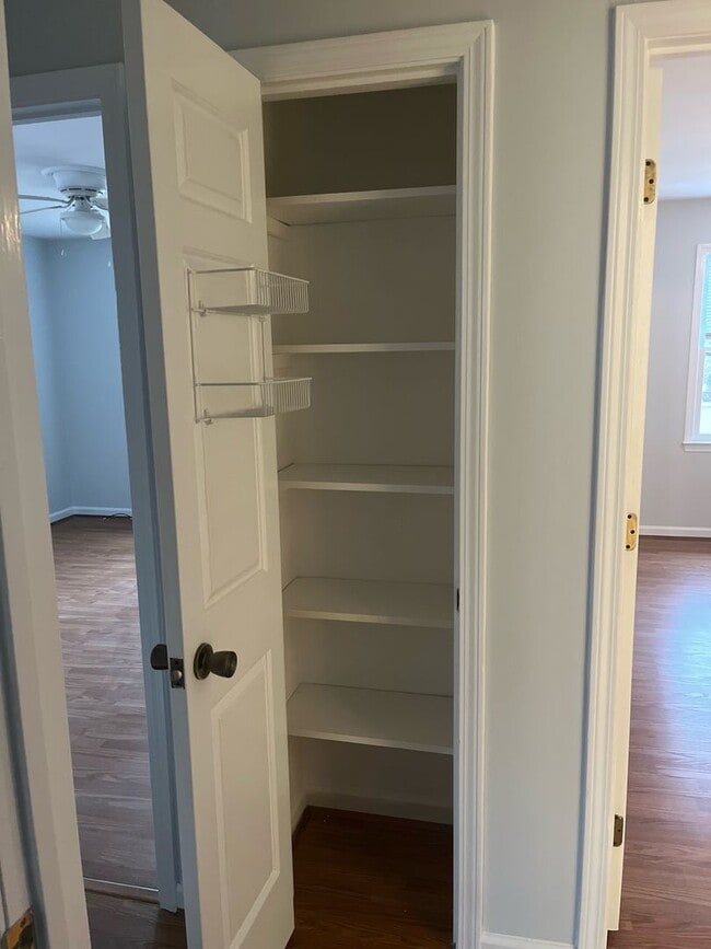 Building Photo - Brookstone Home Available for Pre-Leasing