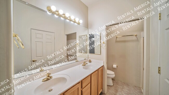 Building Photo - 3320 S Treasure Cove Pl