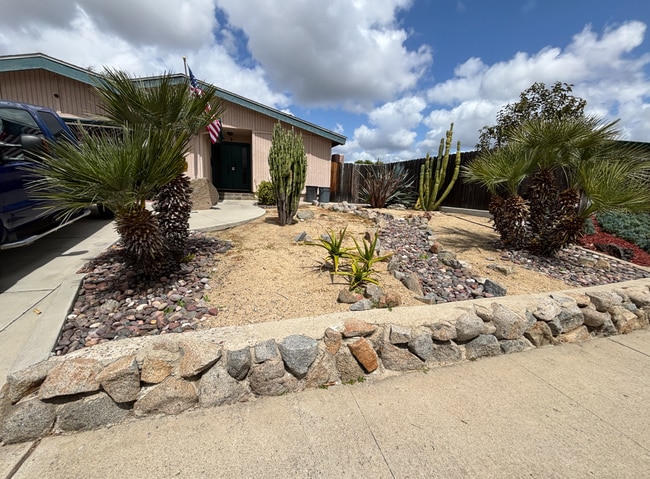 Building Photo - 8714 Rumson Dr