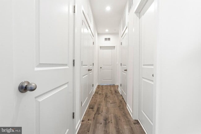 Building Photo - 19705 Misty Moss Sq