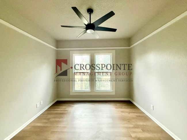 Building Photo - Bright & Modern 1-Bedroom with In-Unit Laundry