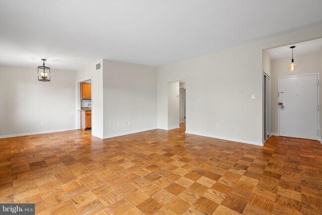 Building Photo - 10428 ROCKVILLE PIK