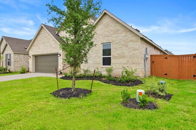 Building Photo - 2934 Palm Branch Dr