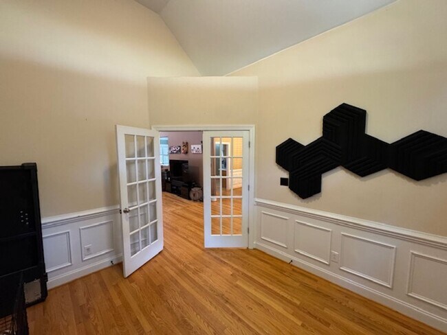 Building Photo - Charming 3-Bedroom Retreat in Wake Forest