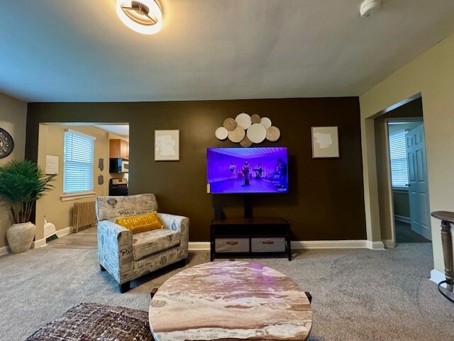 Livingroom w/ 50" flat screen TV. - 3935 S St SE