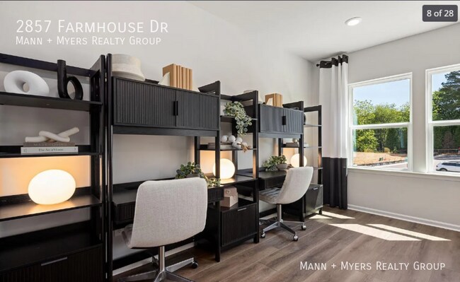 Building Photo - 2857 Farmhouse Dr