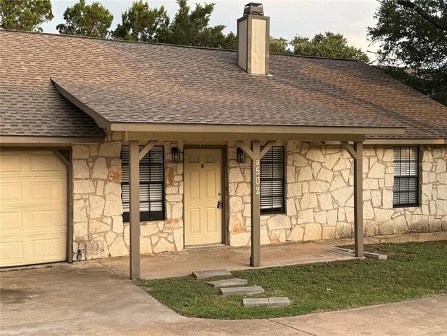 Primary Photo - 502 Hedgewood Dr