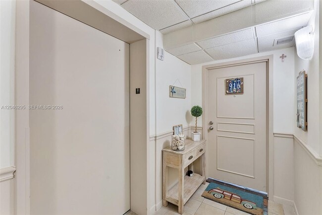Building Photo - 5100 N Ocean Blvd