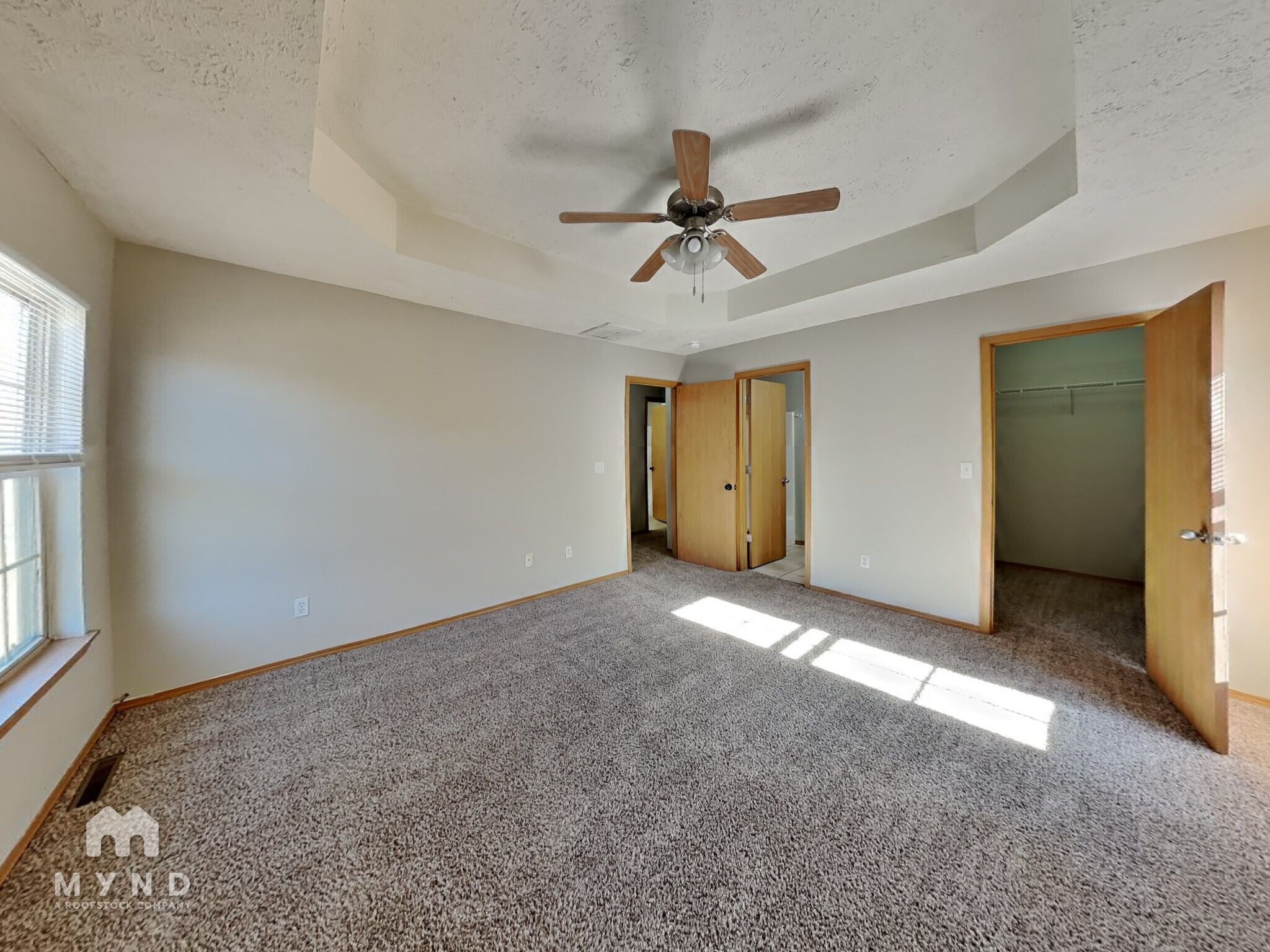 Building Photo - 1143 S Brown Ave