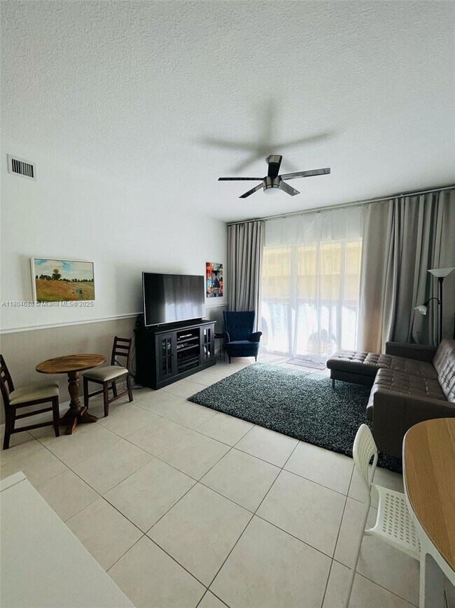 Building Photo - 2080 S Ocean Dr