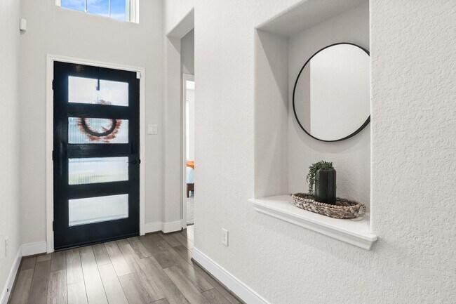 Building Photo - 16622 Daylight Ln