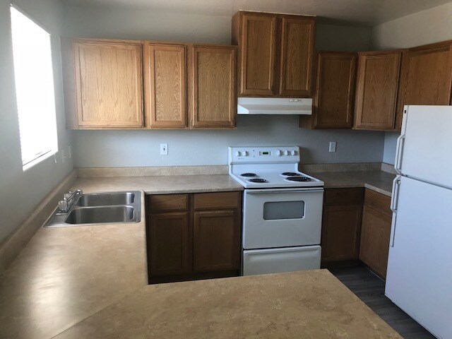 Building Photo - 6106 N 35th Ave