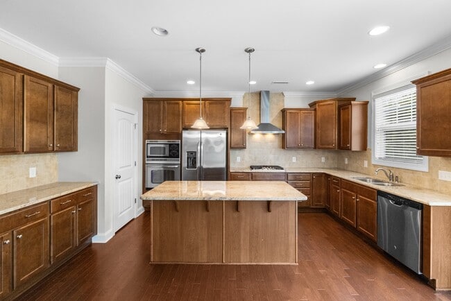 Building Photo - 1416 Sabino Dr