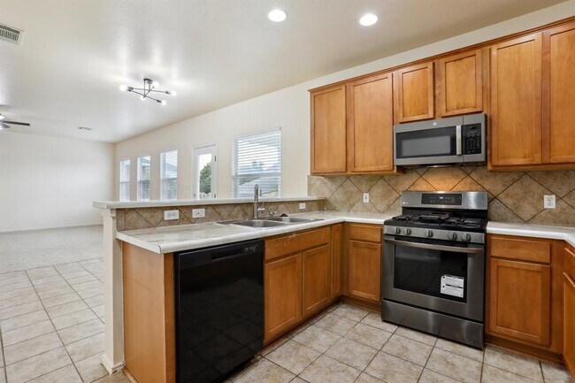 Building Photo - 11725 Timber Heights Dr