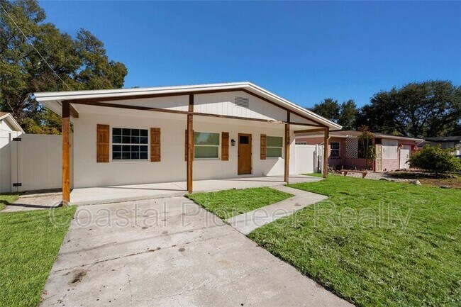 Building Photo - 6710 S Cortez Ave