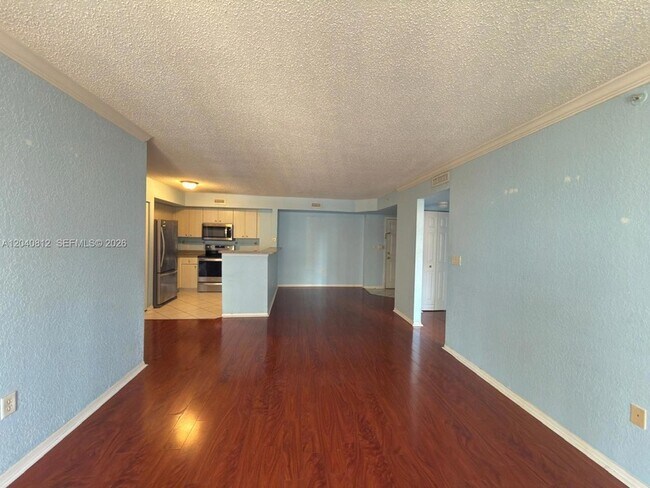 Building Photo - 1801 N Flagler Dr