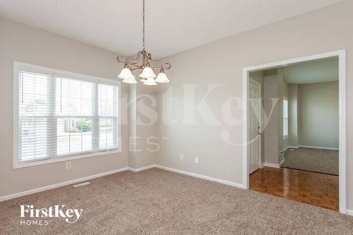 Building Photo - 721 Summey Farm Dr