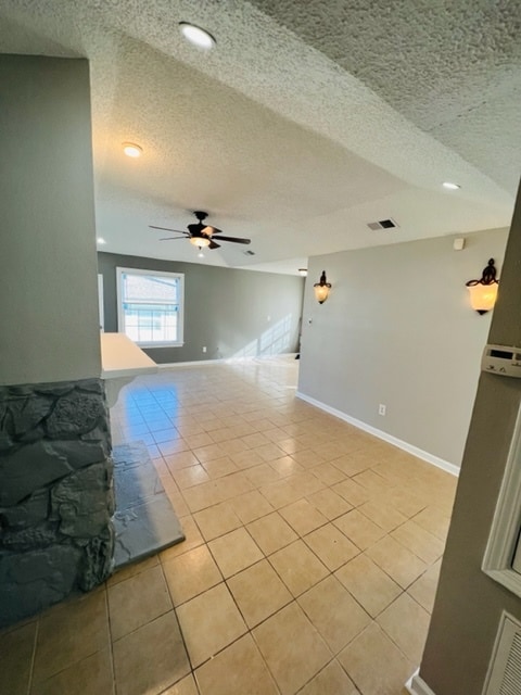 Building Photo - 208 Dale Ave