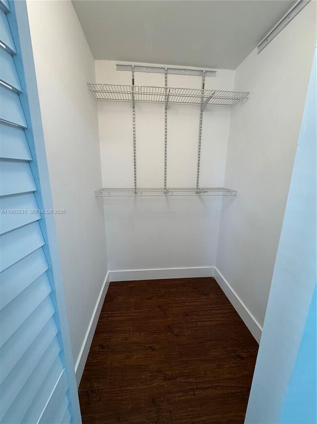 Building Photo - 5763 NW 97th Ct