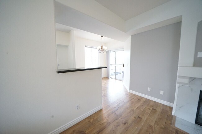 Building Photo - SHOWINGS START 4/1/2025