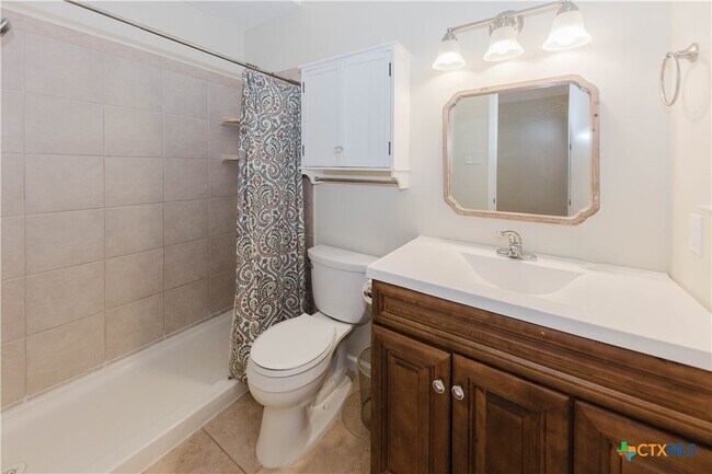 Building Photo - 3959 Farm to Market 535