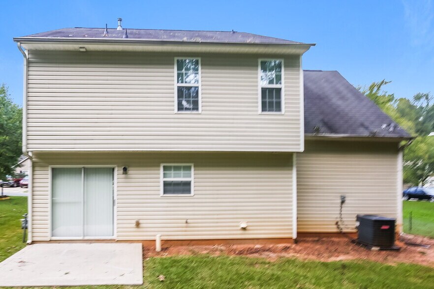 Building Photo - 2627 Marmac Rd