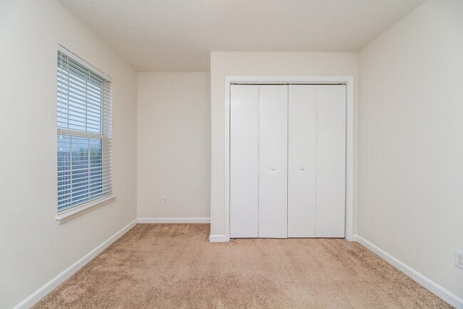 Building Photo - 1133 Phelissa Dr