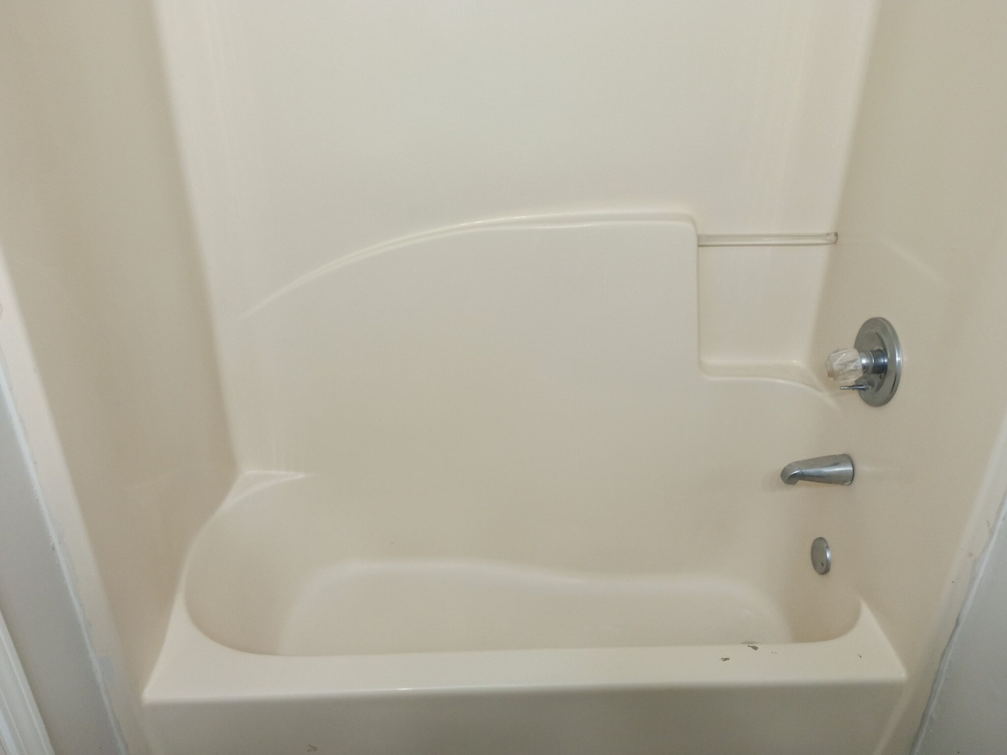 Building Photo - 100 Beinville St